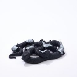 Viper, Ceramic - https://www.instagram.com/d.yan_ceramics?igsh=MWd4NGszejRsajducw%3D%3D&utm_source=qr Doyeon Han