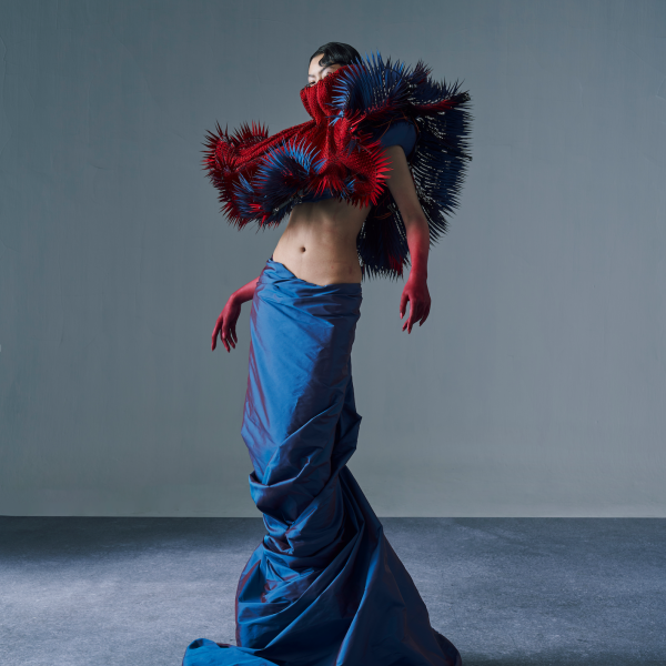 Xiaoyu Zhu; Redonance2; Silk, Polyester, Wire, Motor, Metal Size- 80 x 50 x 60 cm